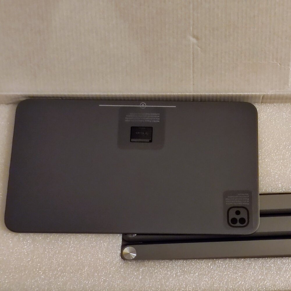 Foldable Magnetic Stand For iPad